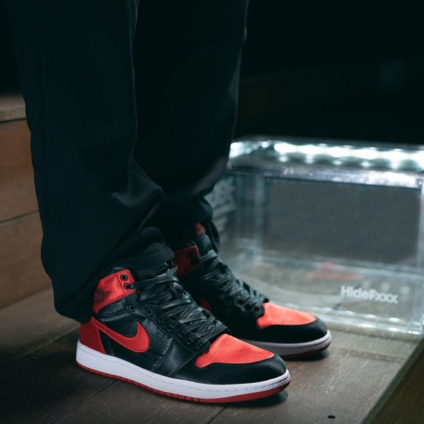 Air Jordan 1 Satin Bred Der Klassiker aus 2016 kehrt vielleicht